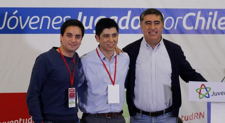 Juventudes RN manifiestan respaldo a Mario Desbordes