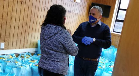 En estado de pandemia Municipalidad de Ancud entrega ayudas solidarias a sus vecinos más afectados