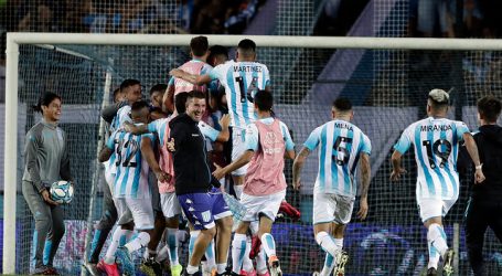 Racing venció a Nacional y se clasificó a la próxima fase de Copa Libertadores