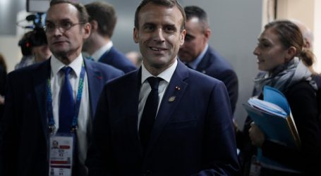 Francia: Macron, candidato en tiempos de guerra