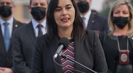 Ministra Siches condena saqueos que se produjeron en el centro De Santiago