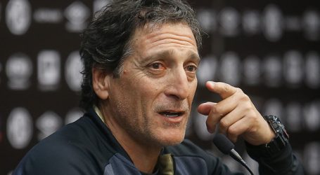 Mario Salas descartó a Esteban Paredes para el duelo por Copa Chile