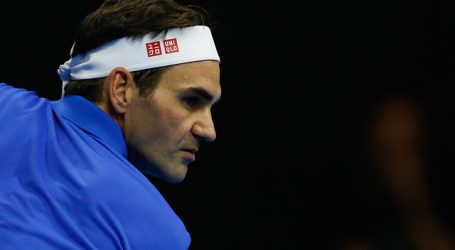 Tenis: Roger Federer superó con autoridad el debut en el Abierto de Australia