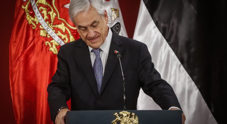 Cadem: Aprobación del Presidente Piñera se mantuvo en su mínimo histórico