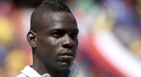 Balotelli a afición de la Lazio por cánticos racistas: “Qué vergüenza”