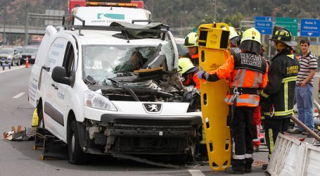 Hombre murió tras chocar su vehículo contra un camión en la comuna de Renca