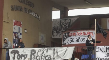PSU: Dos liceos de Copiapó amanecieron en toma