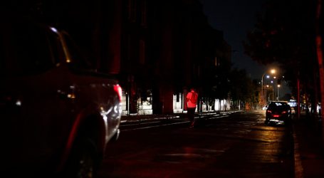 Falla en línea de transmisión provoca corte de luz en Arica