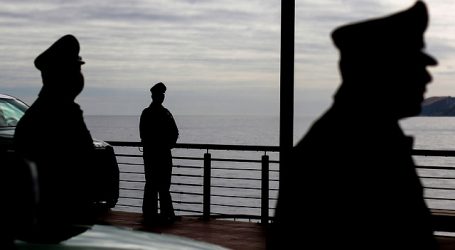 Dos carabineros fueron asaltados y baleados en Valparaíso