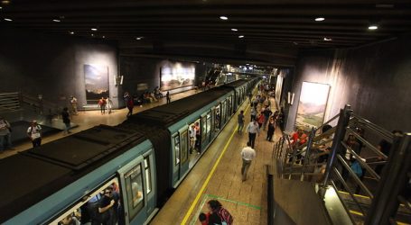 Cuatro estaciones del Metro permanecen cerradas por disturbios en el exterior