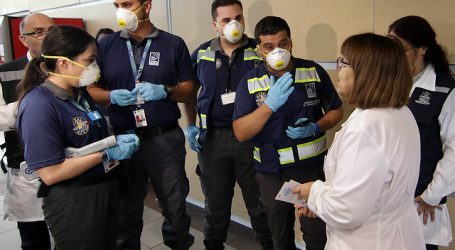 Coronavirus: Chilena varada en aeropuerto chino llegó este martes a Chile