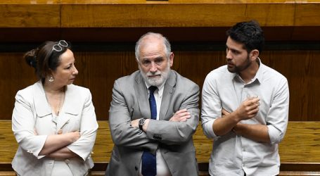 Diputados exponen argumentos de acusación constitucional contra Guevara