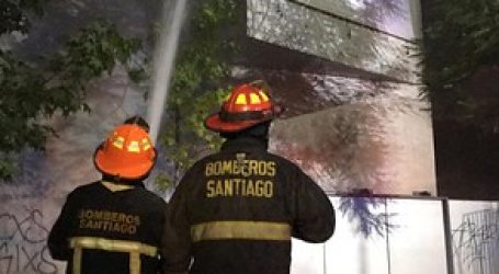 Incendio afecta nuevamente a Museo Violeta Parra en medio de protestas