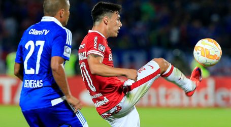 Internacional de Porto Alegre reconoció que buscan a Charles Aránguiz