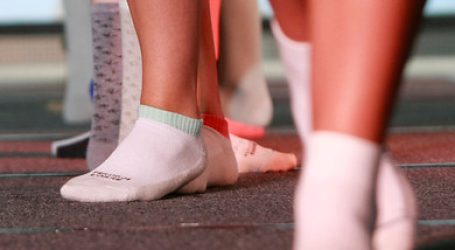 Monarch decide retirar campaña tras acusaciones de sexualizar a una niña