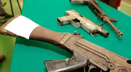 Sujeto detenido con una subametralladora quedó en prisión preventiva