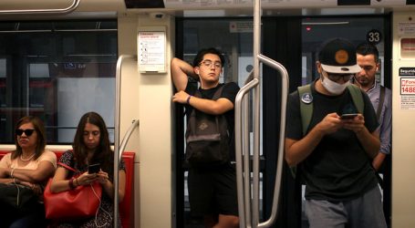 COVID-19: Metro reporta un 47,5% menos de afluencia respecto del martes pasado