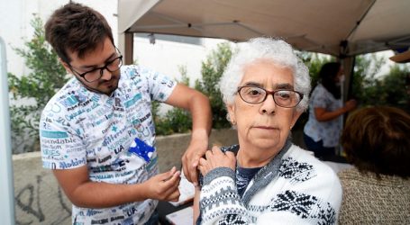 Viña del Mar iniciará vacunación a domicilio de personas mayores de 80 años