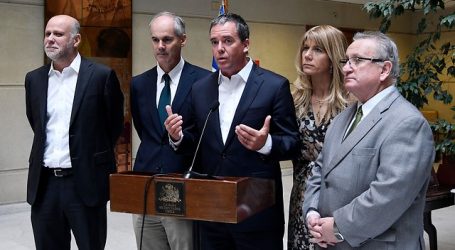 Senadores presentan proyecto para postergar el plebiscito el 6 de septiembre