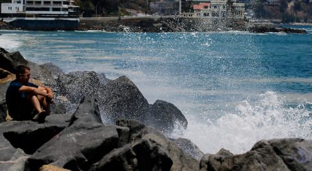 Armada emitió aviso por marejadas entre las costas del Golfo de Penas y Arica