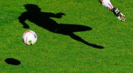 Fútbol: La liga española confirma cinco positivos por coronavirus