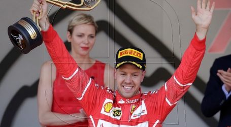 F1: Charles Leclerc agradece el “gran honor” de compartir equipo con Vettel