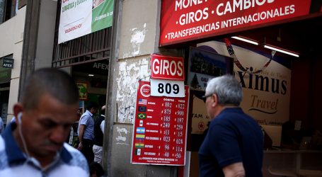 El dólar cerró la jornada al alza y se mantiene cerca de los 800 pesos