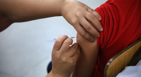 Vacunación contra la influenza alcanza cobertura del 90% para grupos de riesgo