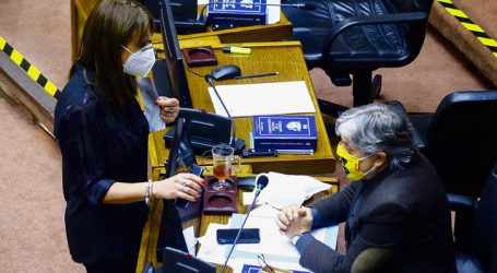 Navarro denunció negligencia del gobierno en el manejo de la pandemia