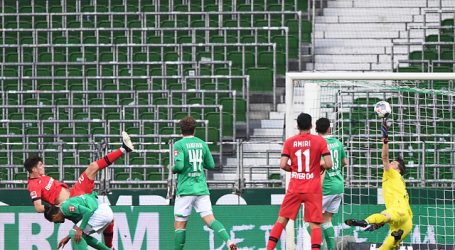 Aránguiz jugó todo el partido en goleada del Leverkusen sobre Werder Bremen