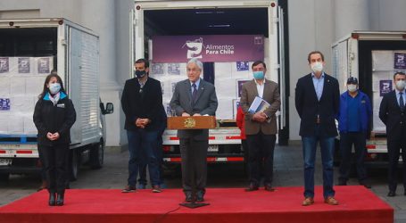 Piñera lanzó inicio de entrega de 2,5 millones de canastas de alimentos