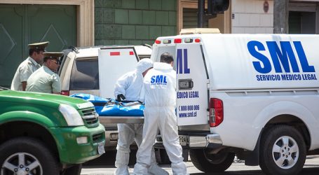 Encuentran cadáver en un furgón estacionado en la vía pública en Antofagasta