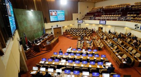 Cámara despachó proyecto que pone límite a la reelección parlamentaria