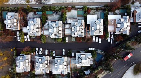 Diputados UDI piden a banca suspender remates de viviendas de clientes cesantes