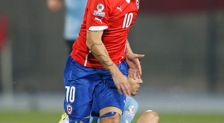 Jorge Fucile recordó gran túnel de Jorge Valdivia en la Copa América 2015