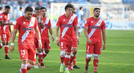 Curicó Unido anuncia un positivo por Covid-19 y suspende amistoso con Rangers