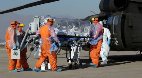 Reconocen a la FACh su apoyo en traslados aéreos de pacientes COVID-19