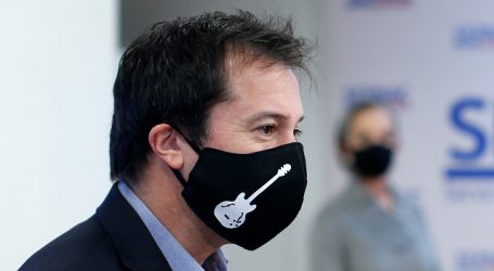 Ministro Palacios y retiro de fondos: “Nos transformaremos en un país bananero”