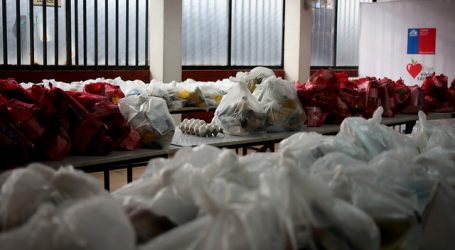 Junaeb se despliega en el Biobío para la entrega de canasta individual