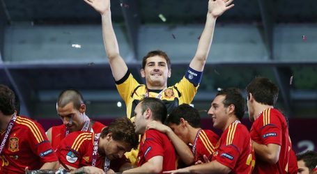Iker Casillas: “Pido perdón si le he hecho algo malo a la selección”