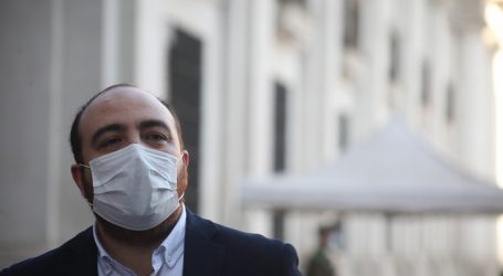 Desconocidos incendiaron cabañas de padres de Fuad Chahín en Curacautín