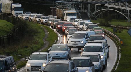 Alcalde de Talcahuano pide pasar a “Fase 2” tras grandes aglomeraciones