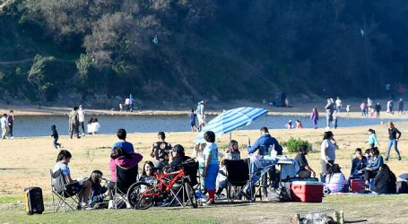 Polémica por multitudinaria celebración del día del niño en tranque de Quilpué