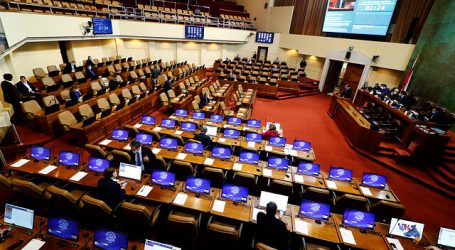 Constitución aprobó reforma que limita gasto electoral y aportes de campaña