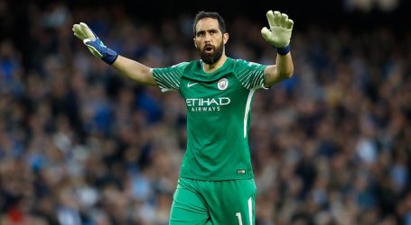 Medio español afirma que “el Betis ultima el fichaje de Claudio Bravo”