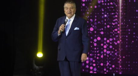 “Vamos chilenos”: Se creará un centro de ayuda para 50 mil personas mayores