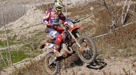 Matteo de Gavardo es 8° en Etapa 1 del Mundial de Moto Enduro en Francia