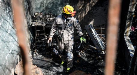 Incendio destruyó unas 12 casas en campamento La Chimba de Antofagasta