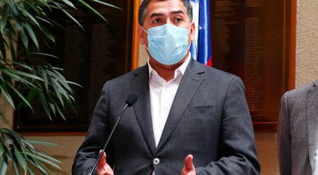 Leonardo Soto (PS): La estrategia de Longueira nunca fue política sino mediática