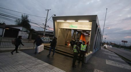 Tres detenidos por rayar estación Los Presidentes del Metro